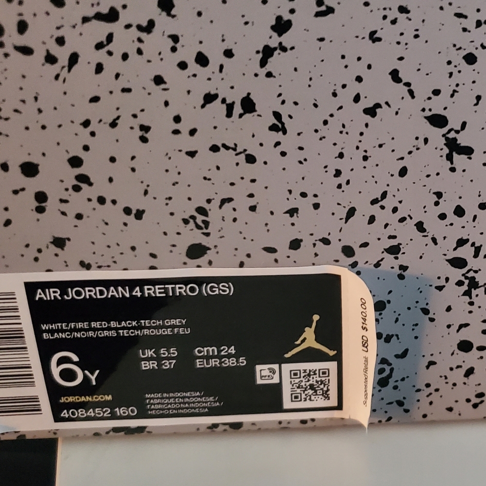 Jordan Retro 4
